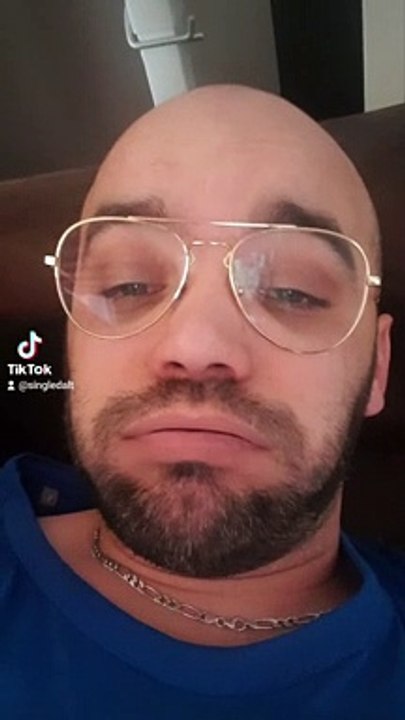reveille moi pas , va au toilettes
