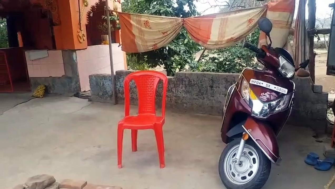 ज्यादातर जांच चौकियों पर सन्नाटा पसरा था। कर्मच...