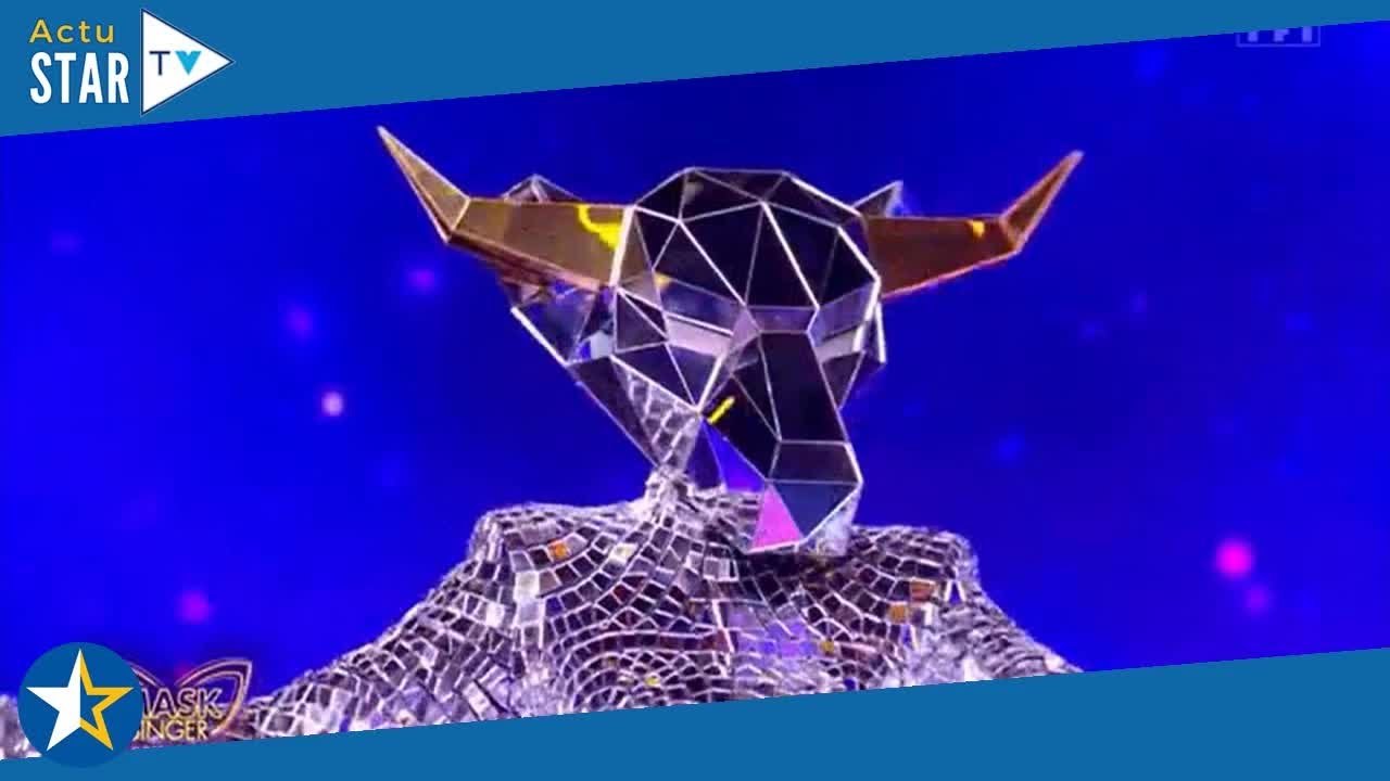 Mask Singer 5 - Le Taureau démasqué : cette star de la chanson rejoint la team des enquêteurs !