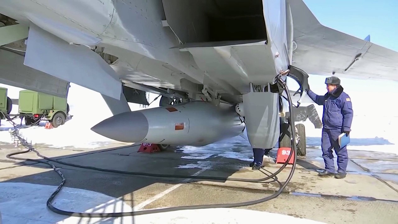 Rússia aumenta em cinco vezes a produção do míssil hipersônico Kinzhal