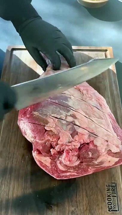 Roasted garlic and herb leg of lamb