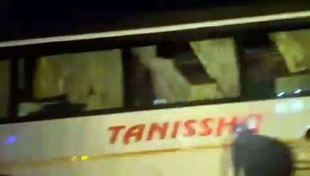 श्रीगंगानगर से दिल्ली जा रही स्लीपर कोच हिसार के पास ट्रॉली से टकराई