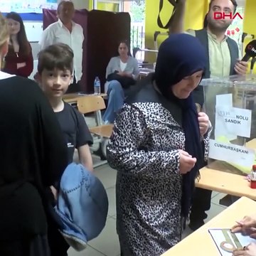 Sezen Aksu evet mührünü unuttu