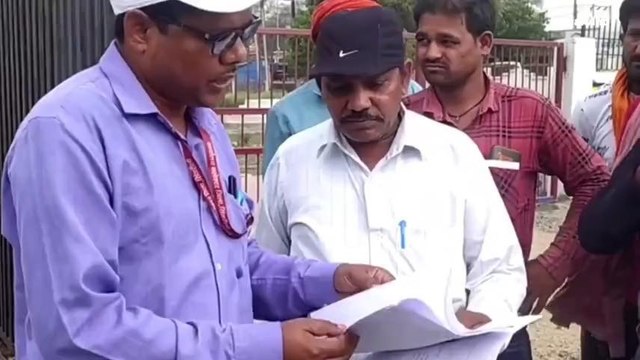 चितरंगी: अखिल भारतीय मजदूर यूनियन द्वारा कलेक्टर को सौंपा ज्ञापन,की ये मांग