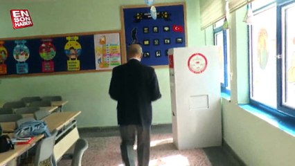 Ahmet Necdet Sezer, Ankara'da sandığa gitti