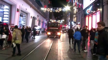 GECE KULÜBÜNDE YANGIN PANİĞİ!