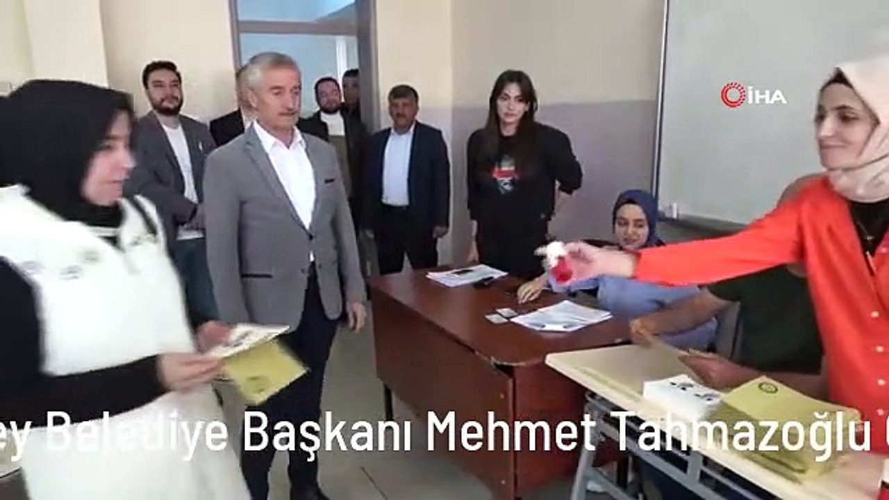 Şahinbey Belediye Başkanı Mehmet Tahmazoğlu Oyunu Kullandı