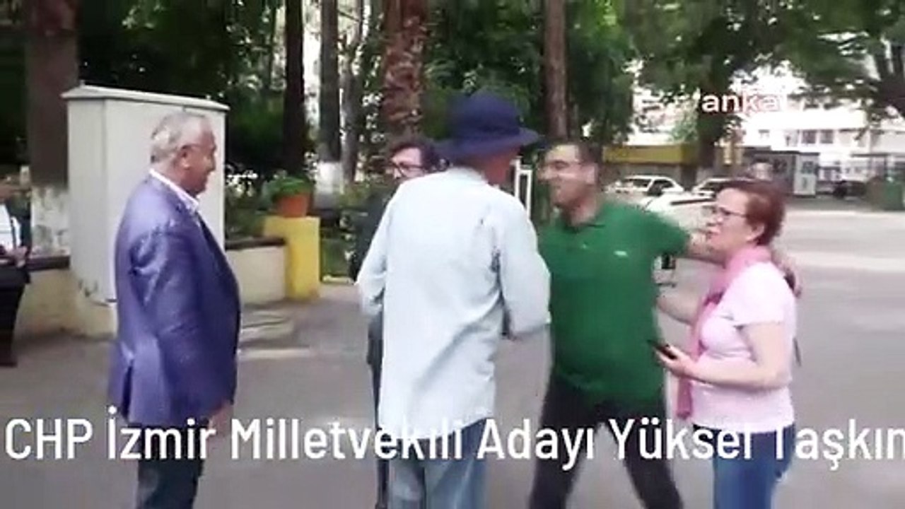 CHP İzmir Milletvekili Adayı Yüksel Taşkın oyunu kullandı