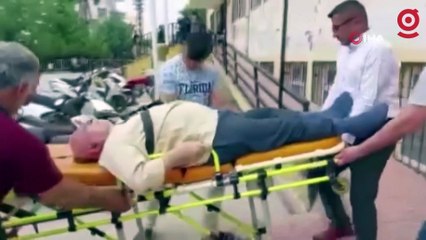 Sedyeyle oy kullanmaya geldi