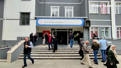 Beylikdüzü'nde CHP'li ve AK Parti'li okul görevlileri arasında tartışma
