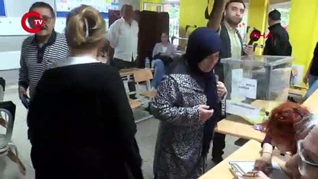 Ünlü sanatçı Sezen Aksu, Beykoz’da oyunu kullandı