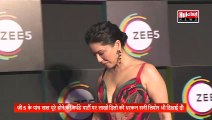 Sunny Leone Showing Her Excitement at Red Carpet of ZEE 5  Birthday Party - Watch Video