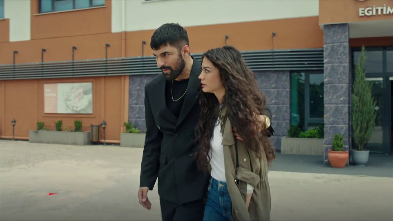 Bölüm 14 - 1. Fragmanı - Adım Farah ❤️ Fragman İzle  1º Adelanto capítulo 14
