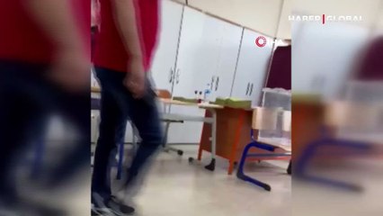 Oy kullanılan okulda fare alarmı