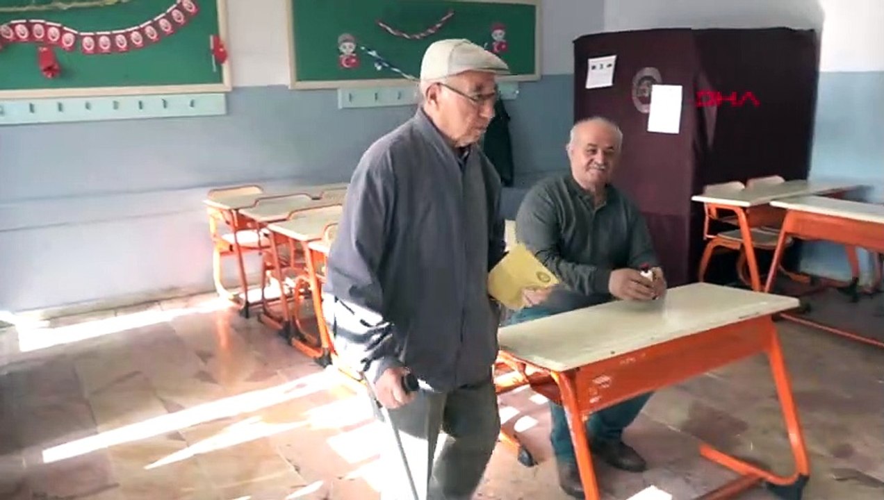 17:20 Cumhurbaşkanlığı 28 Mayıs (2.tur) 2023 seçim sonuçları Haberler.com'da! YSK'dan İl il seçim sonuçları, oy sayısı ve oy oranları