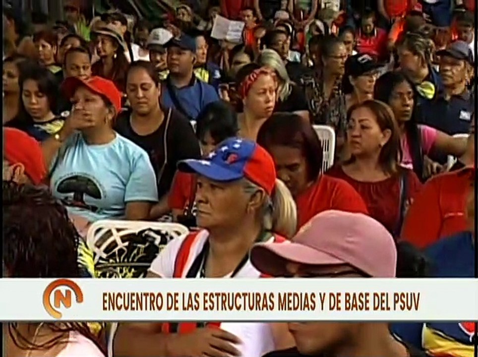 Realizan encuentro de Estructuras Medias y de Base para el fortalecimiento del  PSUV
