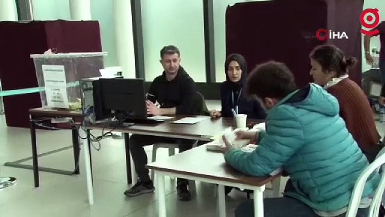 İstanbul Havalimanı’nda oy sayımına devam ediliyor