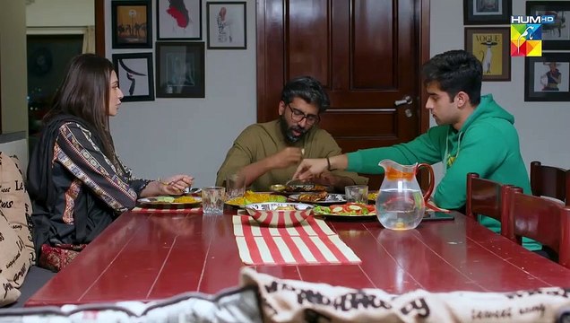 Maa Ko Tou Bahana Chahye...!! #mamia #bilalqureshi - Meesni - FLO Digital