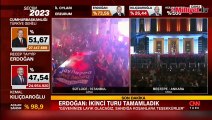 Erdoğan'ın balkon konuşmasının şifrelerini Hande Fırat CNN TÜRK'te aktardı