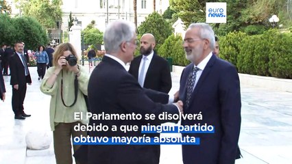 Los miembros del Parlamento griego juran el cargo un día antes de su disolución