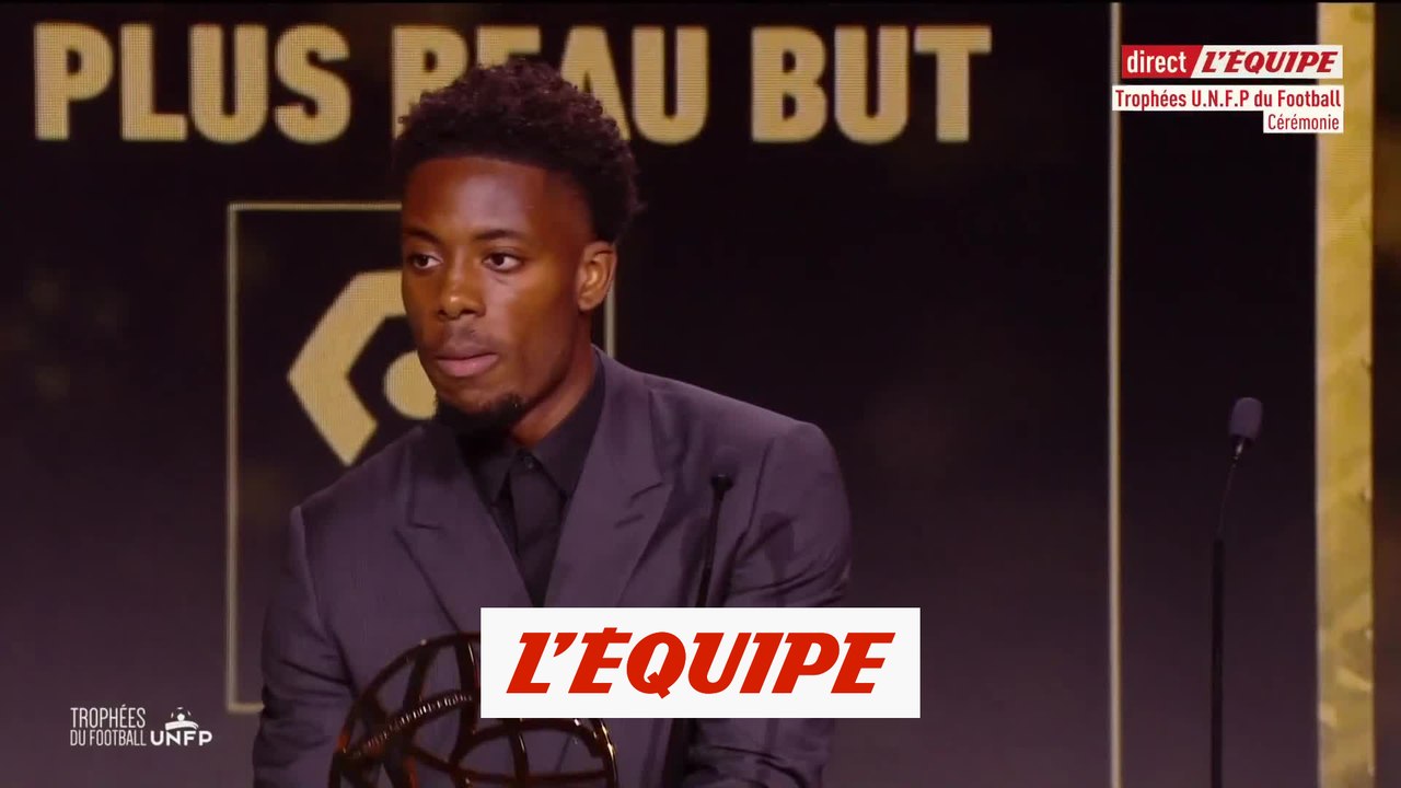 Le but de Wahi reçoit le trophée Just Fontaine de Ligue 1 - Foot - Trophées UNFP