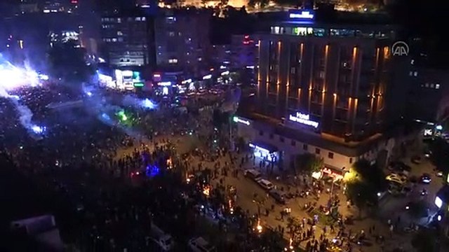 Cumhurbaşkanı seçimi 2. turu sevinç gösterileri