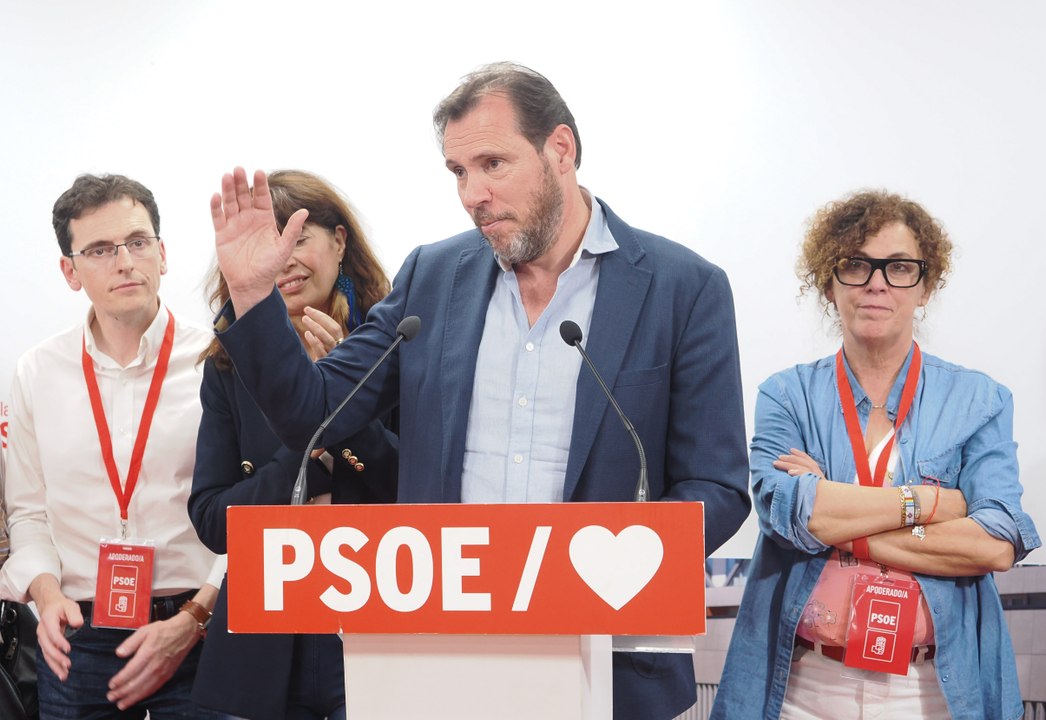 El abrazo del PP a Vox fulmina tres alcaldías del PSOE en Castilla y León