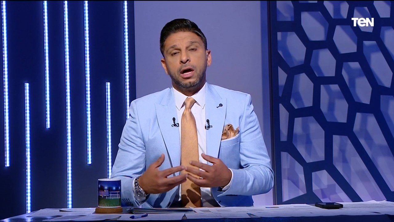 "هرم من أهرامات مصر" فاروق يتغنى بالأهلي بعد وصوله نهائي إفريقيا.. وتتويج فريق السلة ببطولة الـ"bal"