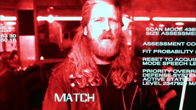 TERMINATOR 2 LE JUGEMENT DERNIER Film Extrait - Terminator T-800 débarque à Los Angeles