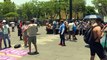 Por segundo año consecutivo decenas de tapatíos marchan a Plaza Liberación en Guadalajara al desnudo