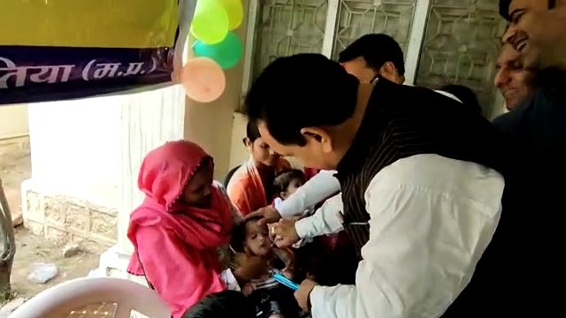 0 से 5 वर्ष तक के बच्चों को पिलाई पोलियो की दवा