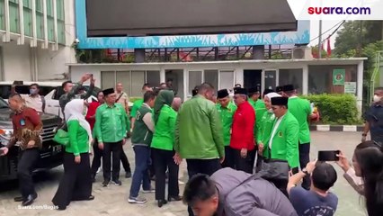 Bahas Pemenangan Ganjar Siang Ini, Elite PDIP Jalan Kaki Ke Kantor DPP PPP Gelar Pertemuan Tertutup