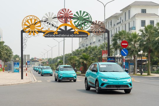 Bộ Giao thông vận tải đồng thuận taxi điện hoạt động tại sân bay