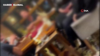 Okey oynayan adam "sevgilisi" tarafından dövüldü, yanındaki kadınlara da saldırdı