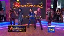 Descendants 2 Stars Perform 