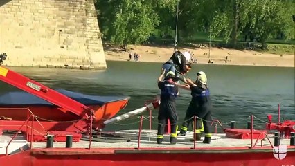 Espectacular rescate de más de cien personas colgando sobre el río Rin