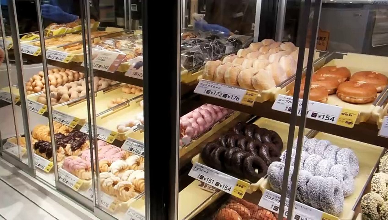 Pizza & Donuts at Mr Donut!