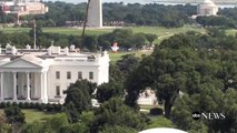 Un Globo de Pollo Gigante en la Casa Blanca