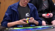 #VIRAL: Rompe récord al armar cubo Rubik ¡en sólo 4.5 segundos!