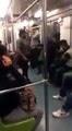 Es viernes y ellos lo saben  Arman 'pachangón' en vagón del Metro