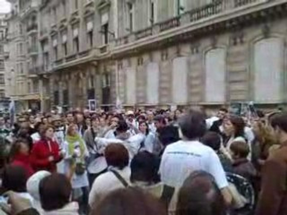 Batucada & marche blanche pour Ingrid Betancourt : partie 5