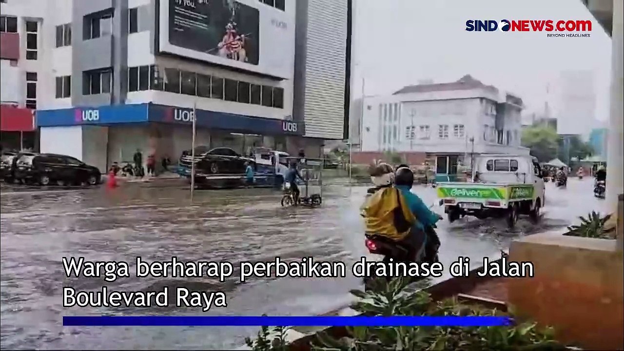 Banjir Kembali Rendam Jalan Boulevard Raya Kelapa Gading, Warga Berharap Pemprov Perbaiki Drainase