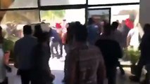 Priistas vs priistas en Cajeme, SonoraGrupos priistas se confrontaron en Cajeme, Sonora, ante la elección interna en la que votarán por el candidato a la Presidencia Municipal.