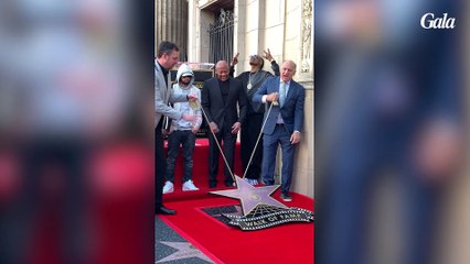 GALA VIDEO : Dr. Dre inaugure son étoile à Hollywood : Eminem et Snoop Dogg aux premières loges !