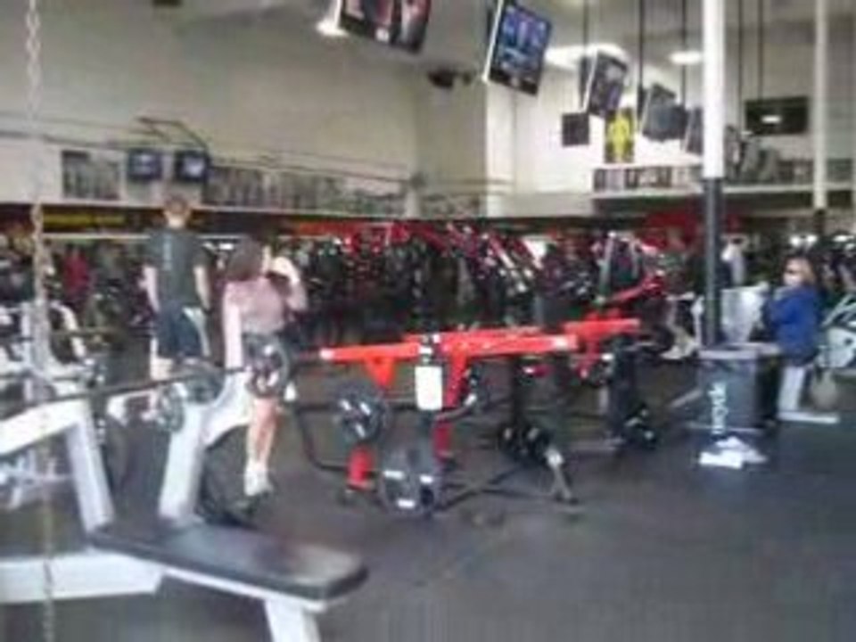 GOLD'S GYM VENICE PART3