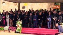 Il Presidente Mattarella rende omaggio alle Fosse Ardeatine con le altre cariche dello Stato