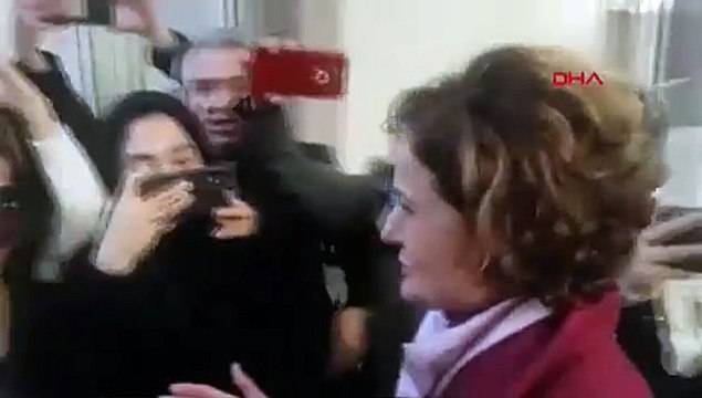 Para sayma görüntüleri: Canan Kaftancıoğlu ifade vermek için adliyede