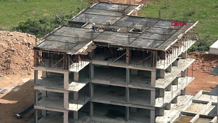 Günlüğü 3 bin liraya inşaat işçisi bulunamıyor