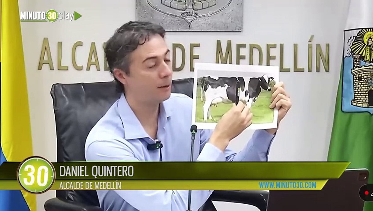 Vamos a seguir alimentando la vaca, mientras ellos se llevan la leche Quintero sobre UNE