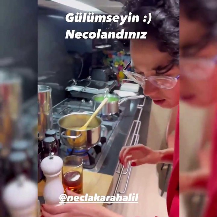 Cem Yılmaz ile yeni aşkından olay video